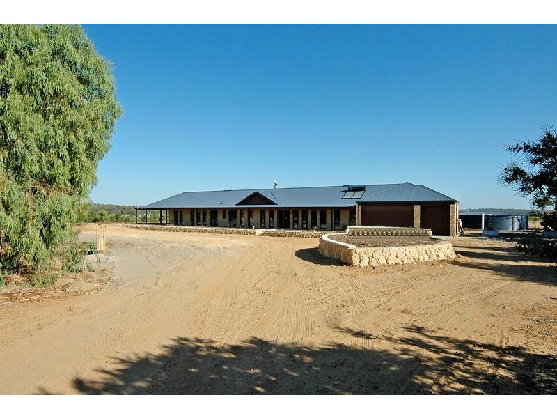 176 Ayrshire Loop, Lower Chittering WA 6084