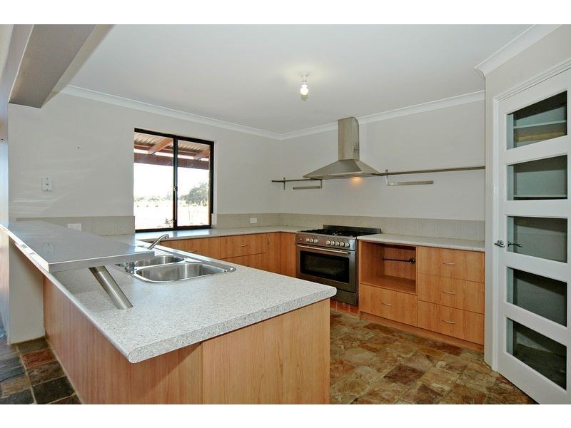 176 Ayrshire Loop, Lower Chittering WA 6084