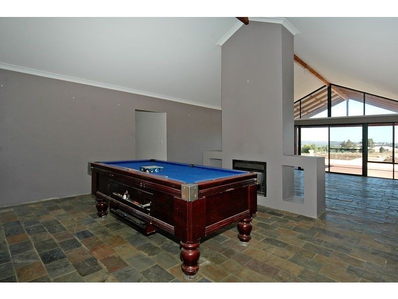 176 Ayrshire Loop, Lower Chittering WA 6084