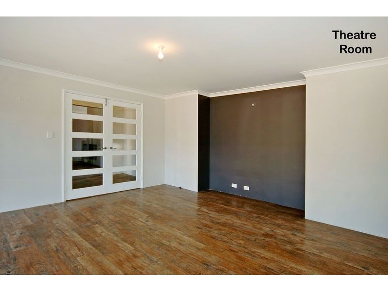 176 Ayrshire Loop, Lower Chittering WA 6084