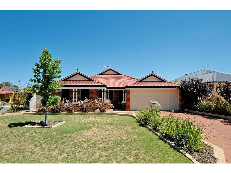 8 Burbanks Elbow, Wanneroo WA 6065