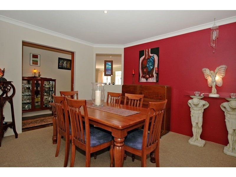 8 Burbanks Elbow, Wanneroo WA 6065