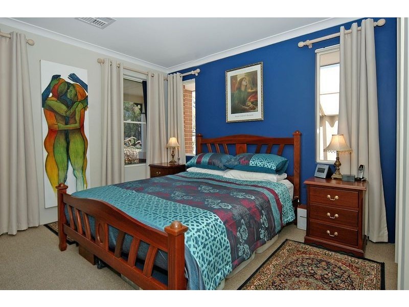 8 Burbanks Elbow, Wanneroo WA 6065