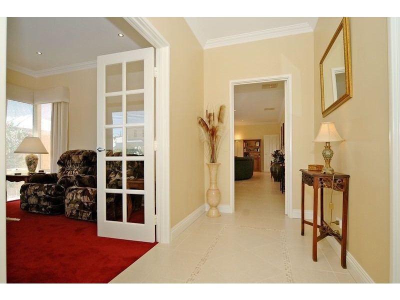 5 Pyramids Chase, Iluka WA 6028