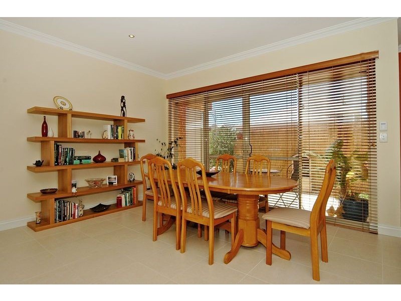 5 Pyramids Chase, Iluka WA 6028