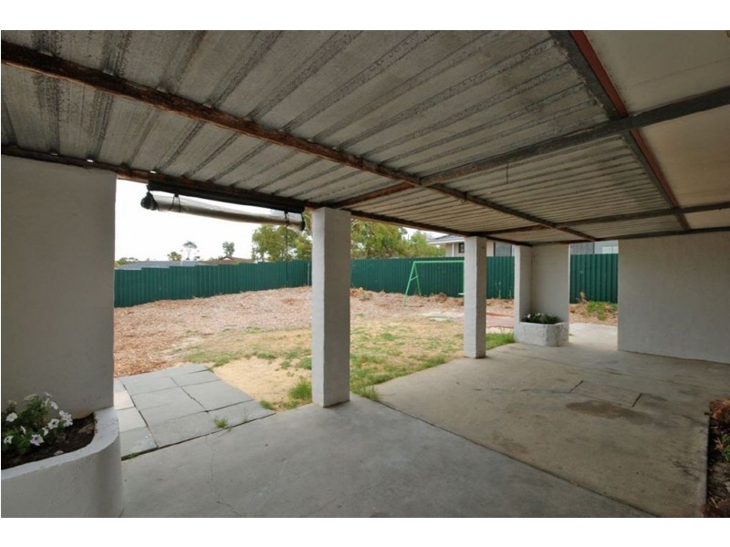 5 Tremont Place, Craigie WA 6025