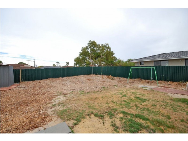 5 Tremont Place, Craigie WA 6025