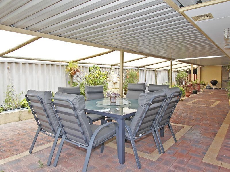 8 Dilkera Place, Quinns Rocks WA 6030