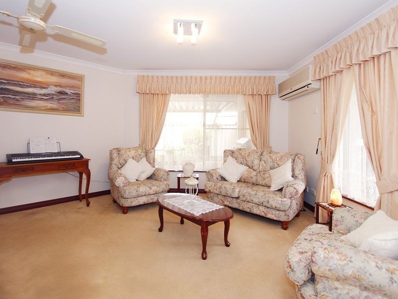 8 Dilkera Place, Quinns Rocks WA 6030