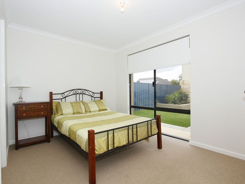 26 Castledene Way, Tapping WA 6065