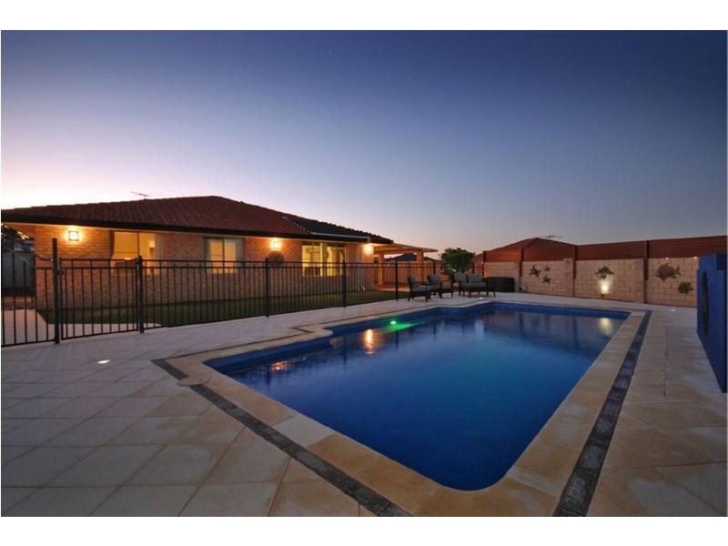 75 Caledonia Avenue, Currambine WA 6028