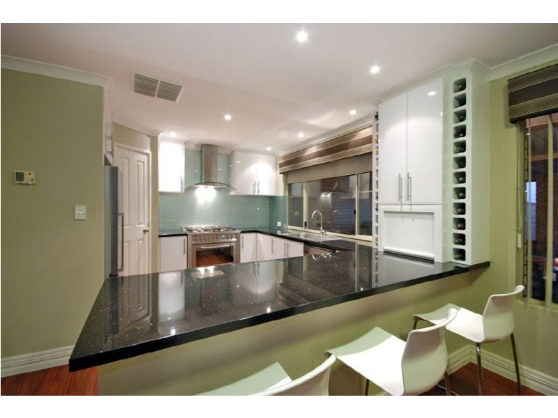 75 Caledonia Avenue, Currambine WA 6028