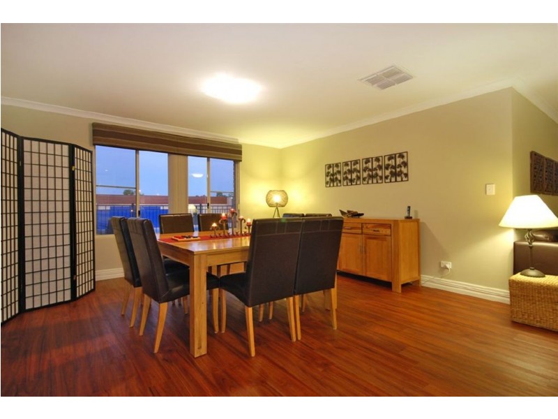 75 Caledonia Avenue, Currambine WA 6028