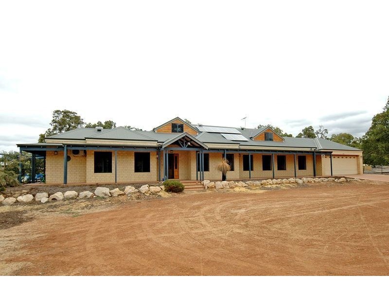 182 Blue Plains Road, Chittering WA 6084