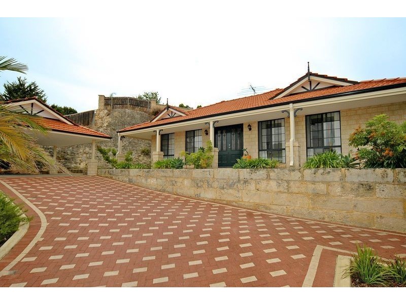 24 Regatta Drive, Edgewater WA 6027