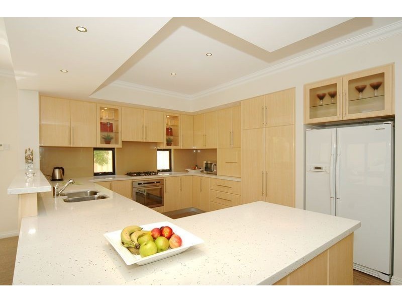 8 Perissa Road, Iluka WA 6028