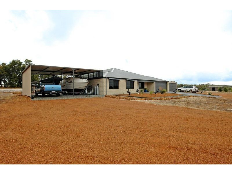 189 Ayrshire Loop, Lower Chittering WA 6084