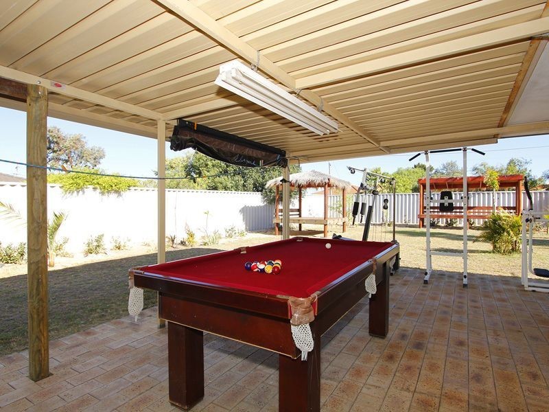 2 Lyndon Court, Heathridge WA 6027