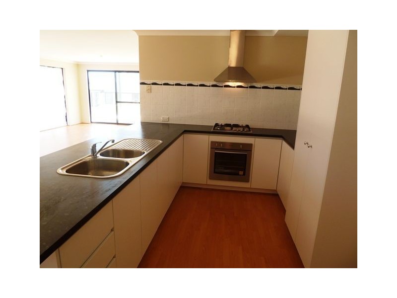 127 Shiraz Boulevard, Pearsall WA 6065