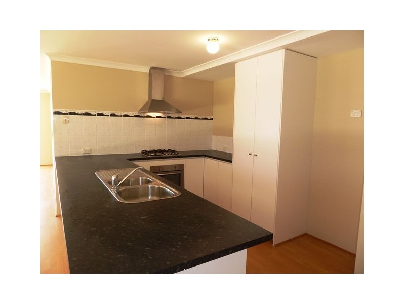 127 Shiraz Boulevard, Pearsall WA 6065