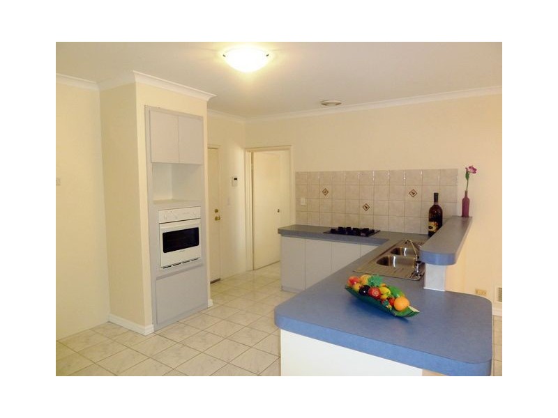 25 Carisbrooke Loop, Hocking WA 6065