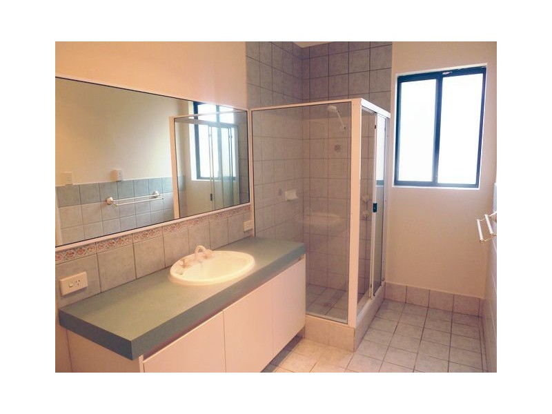 25 Carisbrooke Loop, Hocking WA 6065