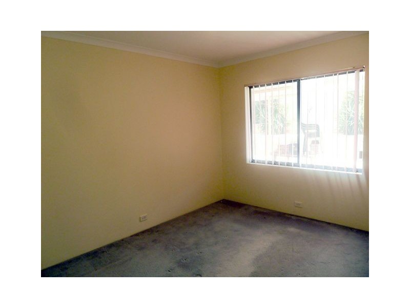 25 Carisbrooke Loop, Hocking WA 6065