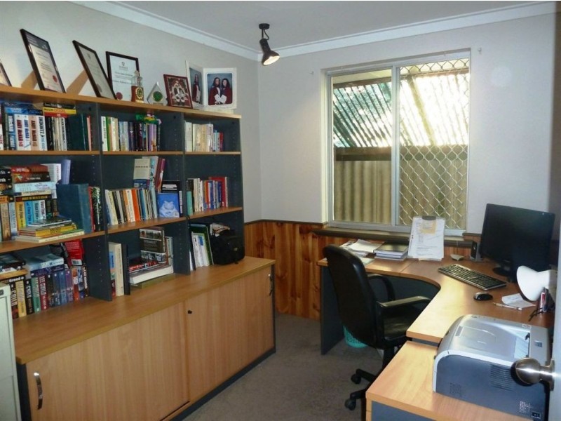 18 Galeru Place, Wanneroo WA 6065