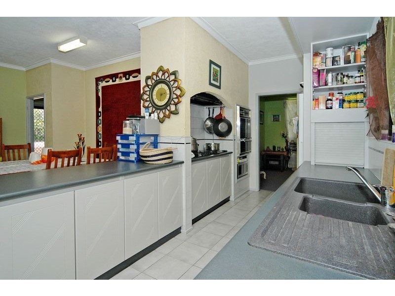 52 Yallambee Crescent, Wanneroo WA 6065