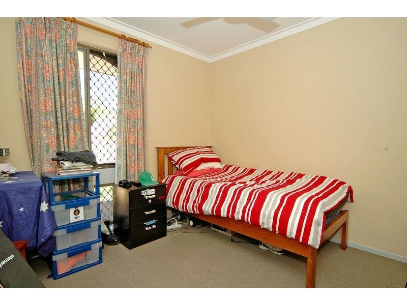 52 Yallambee Crescent, Wanneroo WA 6065