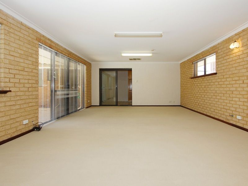 95 Mullaloo Drive, Mullaloo WA 6027