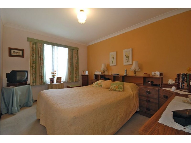 12 Pebblewood Road, Woodvale WA 6026