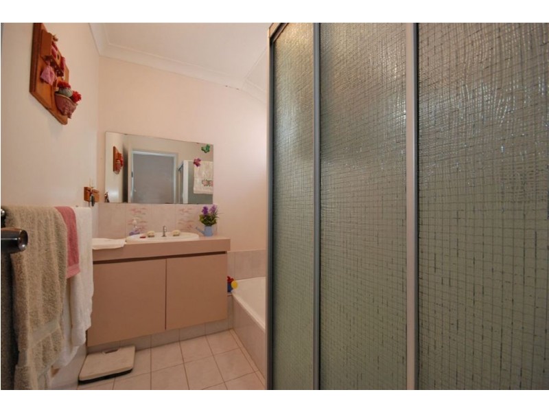 12 Pebblewood Road, Woodvale WA 6026