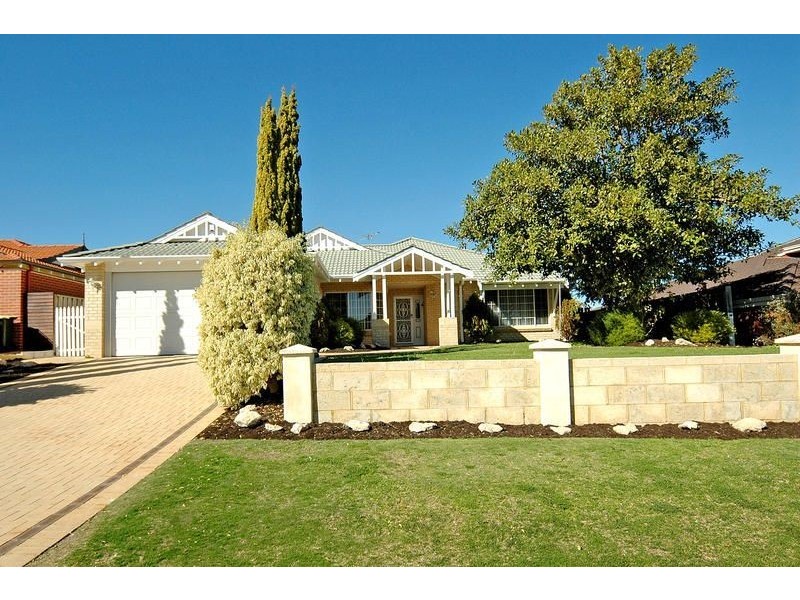 29 Parkstone Retreat, Currambine WA 6028