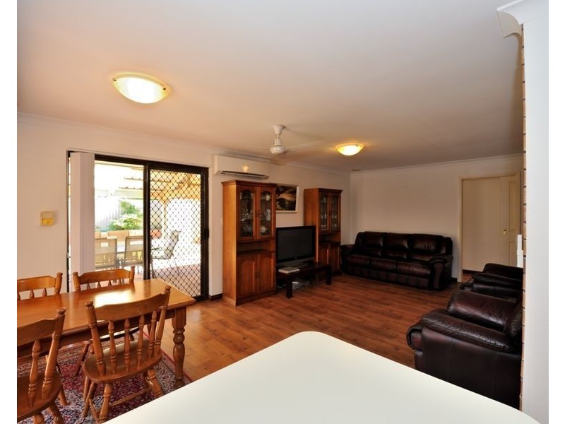 7 Logan Court, Padbury WA 6025