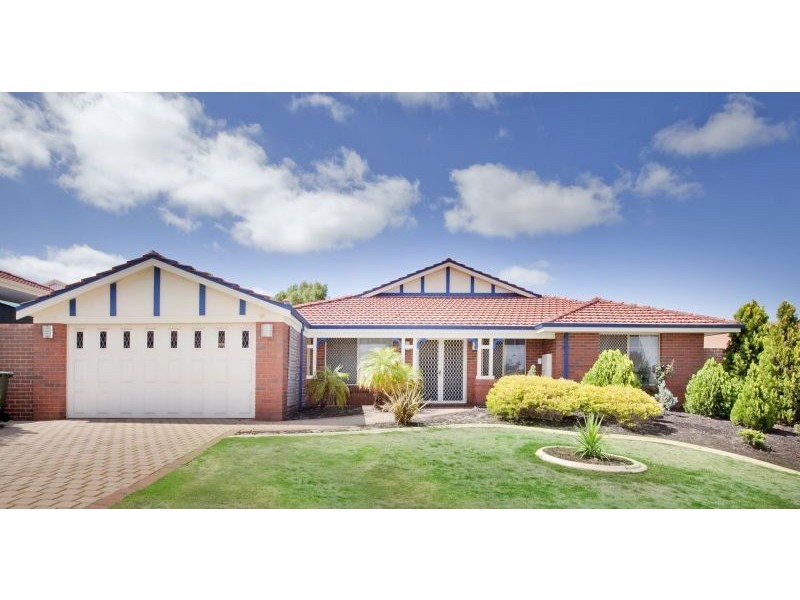 4 Glendevon Turn, Kinross WA 6028