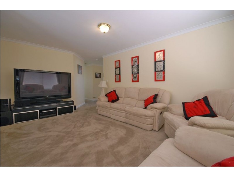 4 Glendevon Turn, Kinross WA 6028