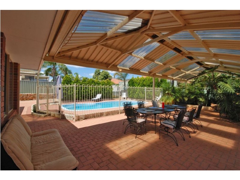 4 Glendevon Turn, Kinross WA 6028