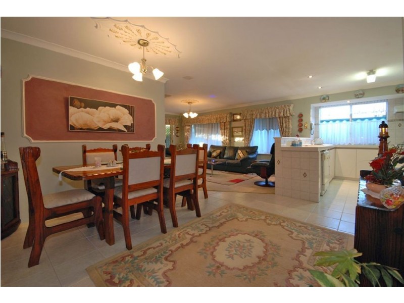 27 Gardiner Heights, Kinross WA 6028