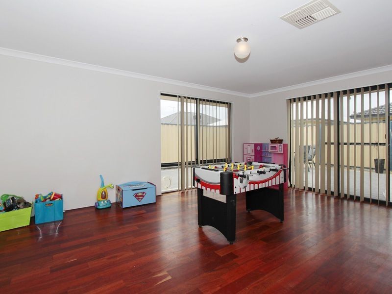 23 Goshawk Street, Tapping WA 6065