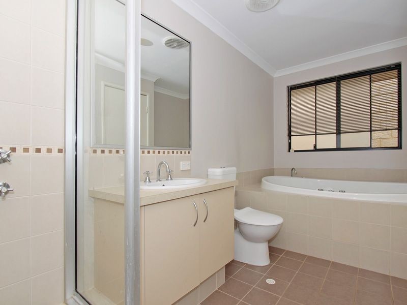 23 Goshawk Street, Tapping WA 6065