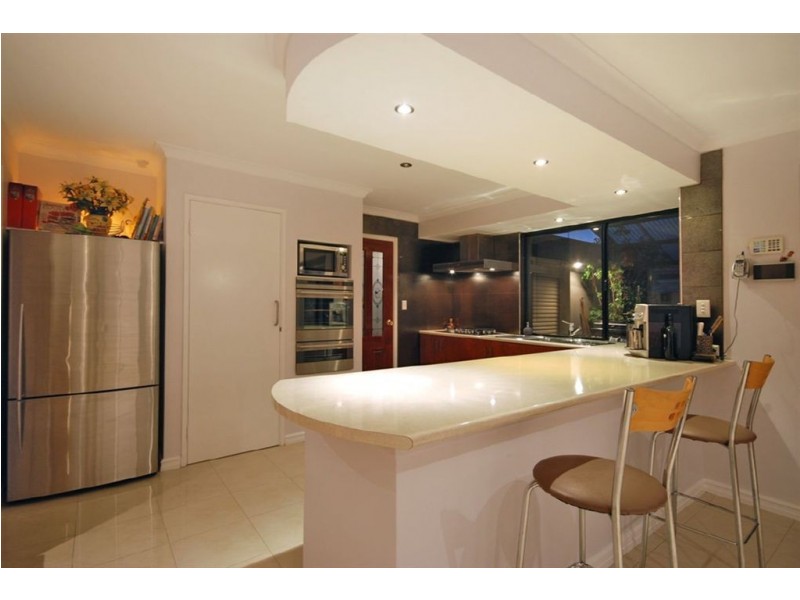 68 Carlton Turn, Currambine WA 6028