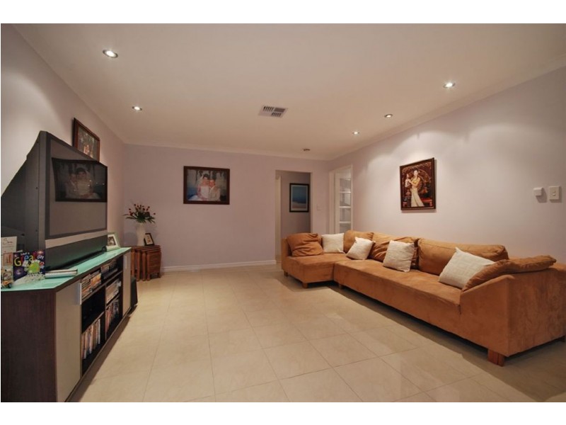 68 Carlton Turn, Currambine WA 6028