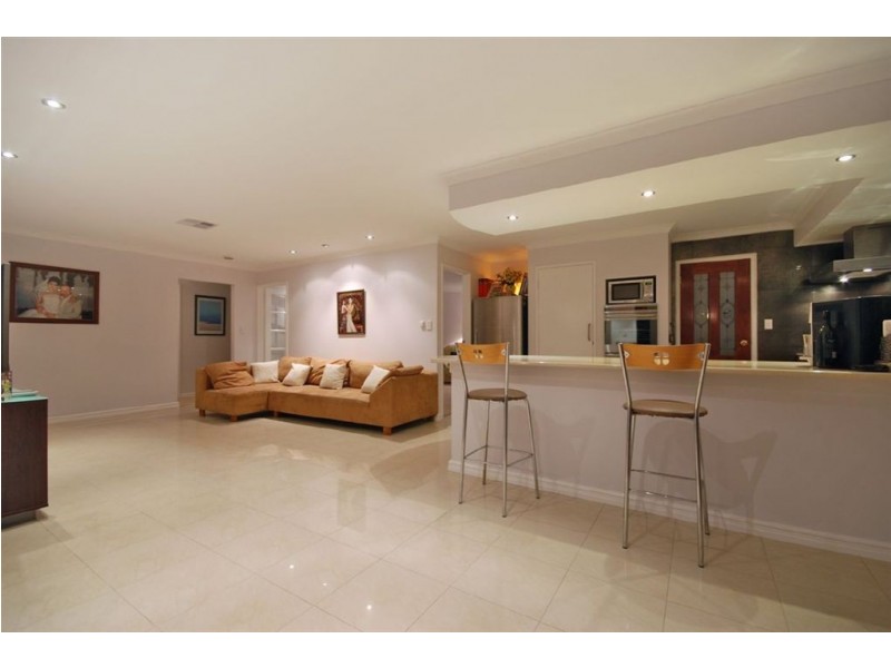 68 Carlton Turn, Currambine WA 6028
