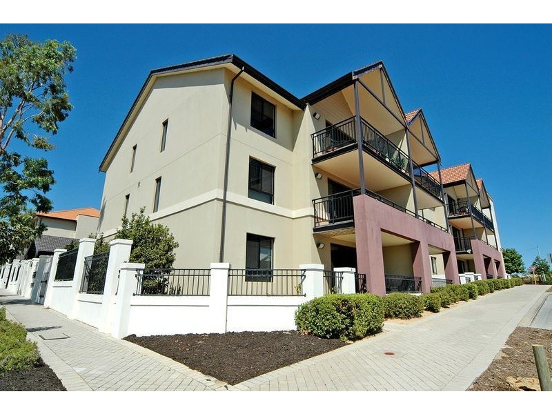 4/106 Boas Avenue, Joondalup WA 6027
