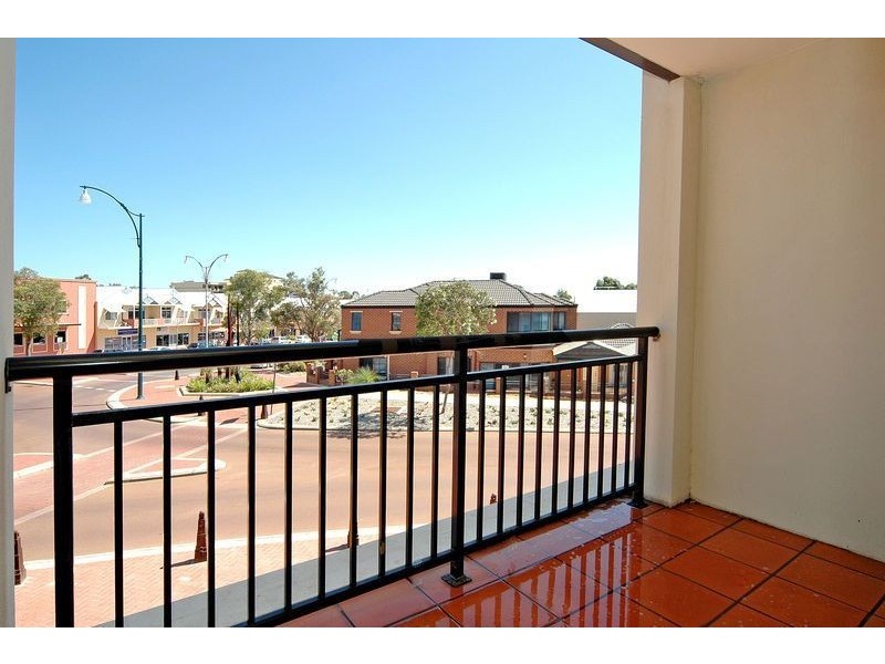 4/106 Boas Avenue, Joondalup WA 6027