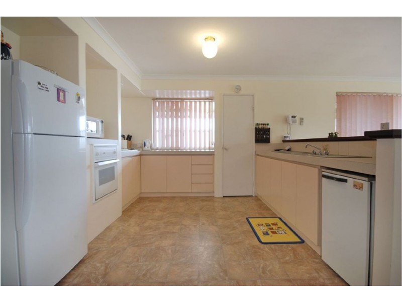 11 Wilcannia Elbow, Currambine WA 6028