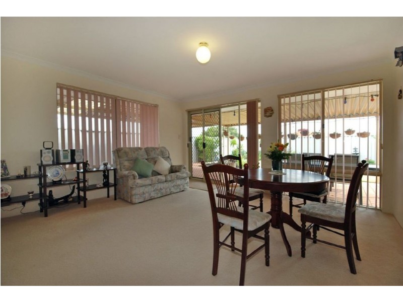 11 Wilcannia Elbow, Currambine WA 6028