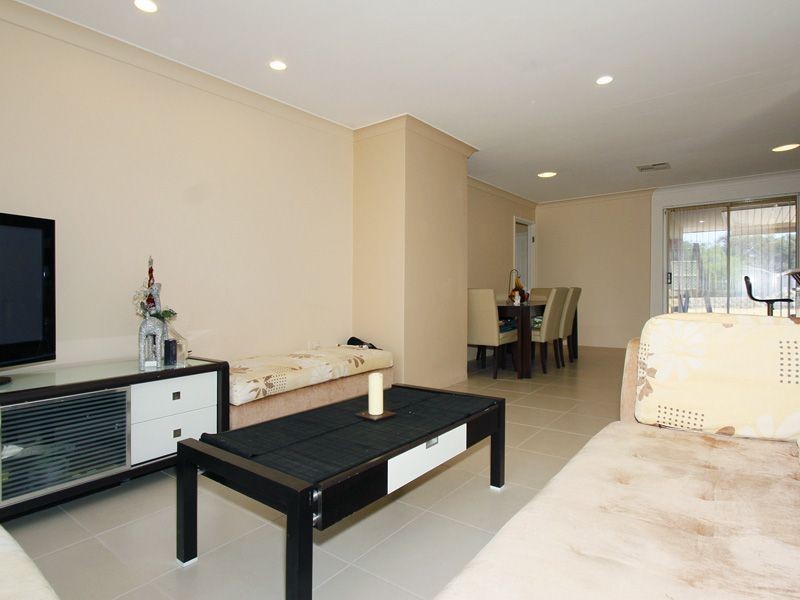 25 Quesnel Place, Joondalup WA 6027
