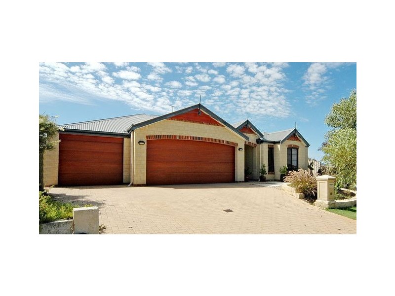 44 Kirkimbie Street, Carramar WA 6031